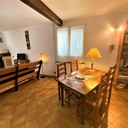 Gite De Groupe 15 A 19P, Parc, Salle De Reception - Chambres D'Hotes En Semaine Villeneuve-de-Berg Eksteriør billede