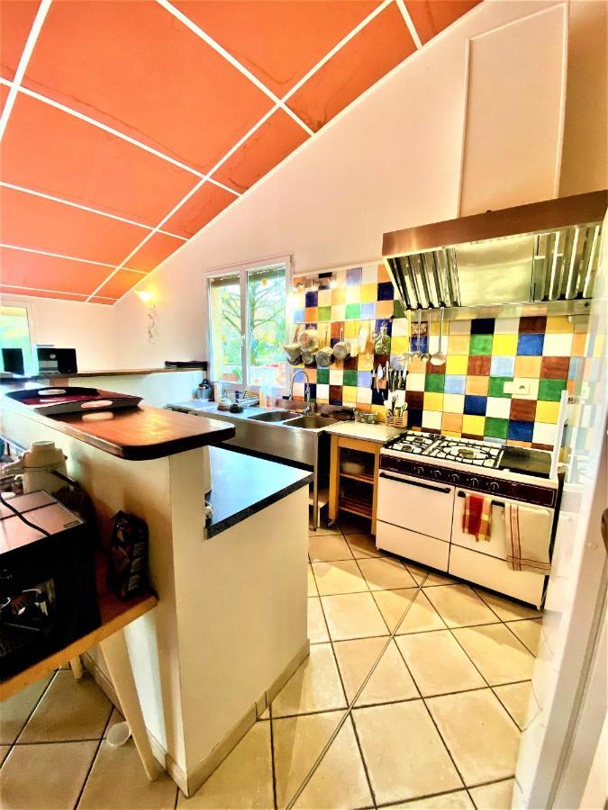 Gite De Groupe 15 A 19P, Parc, Salle De Reception - Chambres D'Hotes En Semaine Villeneuve-de-Berg Eksteriør billede
