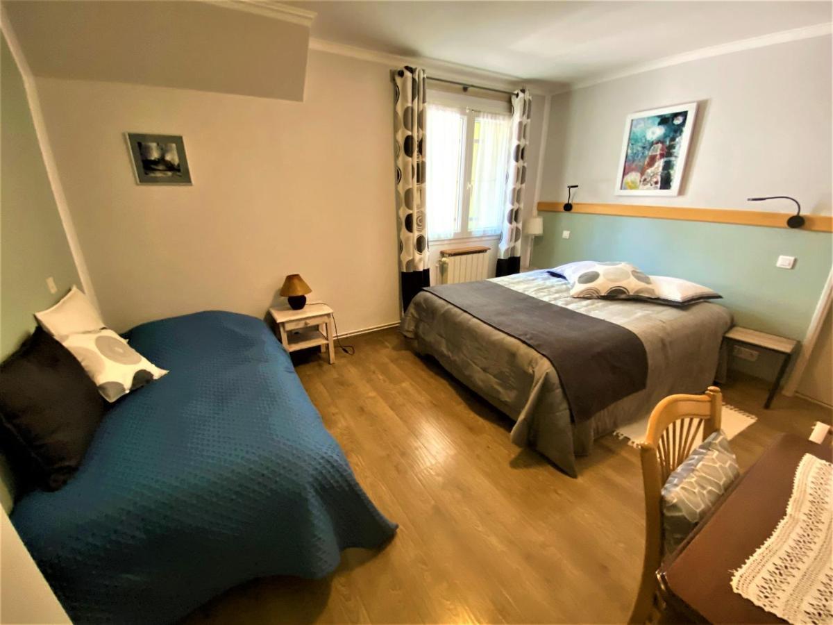 Gite De Groupe 15 A 19P, Parc, Salle De Reception - Chambres D'Hotes En Semaine Villeneuve-de-Berg Eksteriør billede