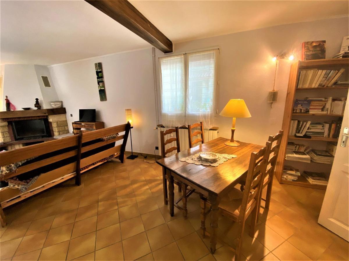 Gite De Groupe 15 A 19P, Parc, Salle De Reception - Chambres D'Hotes En Semaine Villeneuve-de-Berg Eksteriør billede